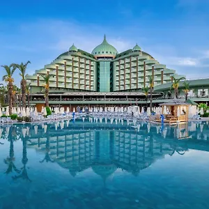 Delphin Palace Resort
